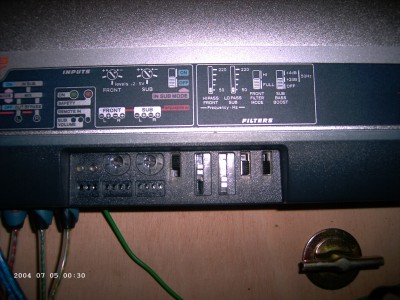 QSA X3 Class D Digital Endstufe 2 x 1810 Watt Ampilfier: Amazon.de ...