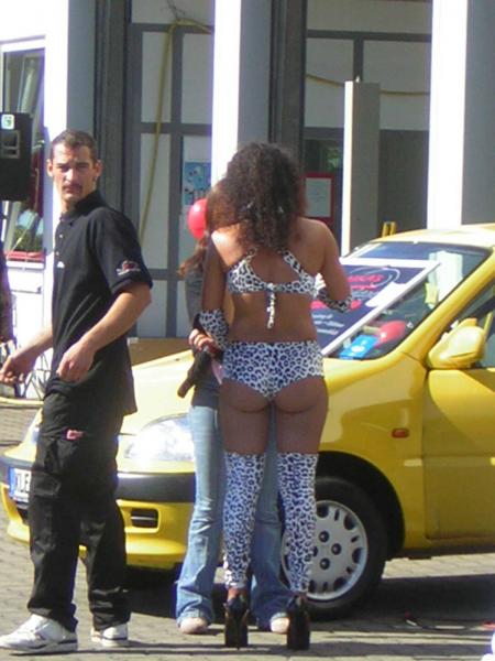 1. Honda Event Day (der hintern dieser "Frau" war das einzig schÃ¶ne an ihr.. :no: )