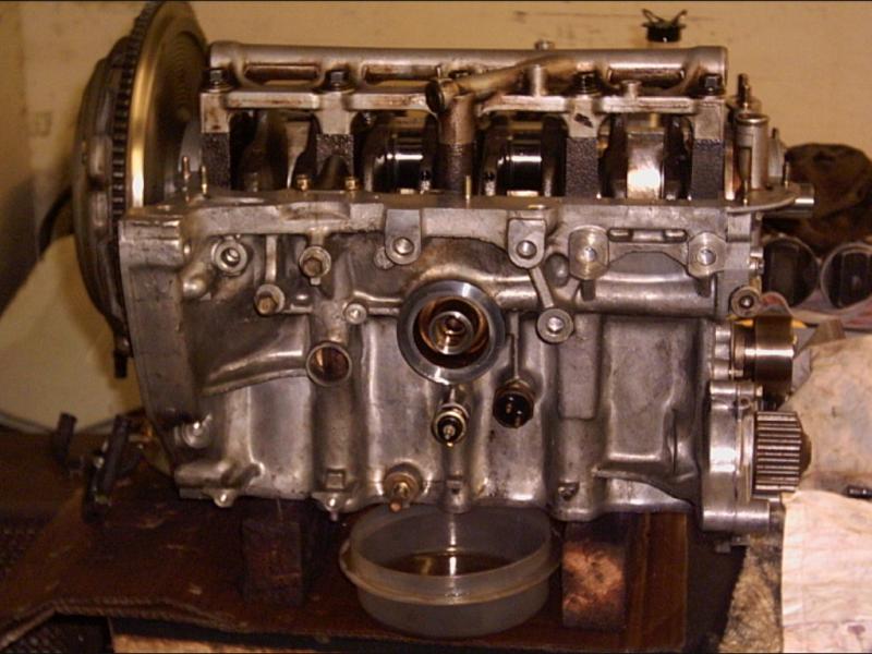 D16Z5 Motor im Aufbau