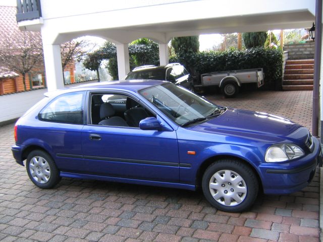 mycivic.jpg