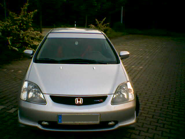 Car1.jpg