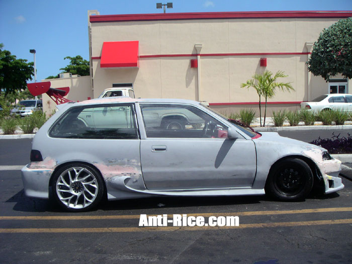This-car-HAS-to-be-fast.jpg