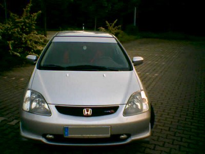 Car1.jpg