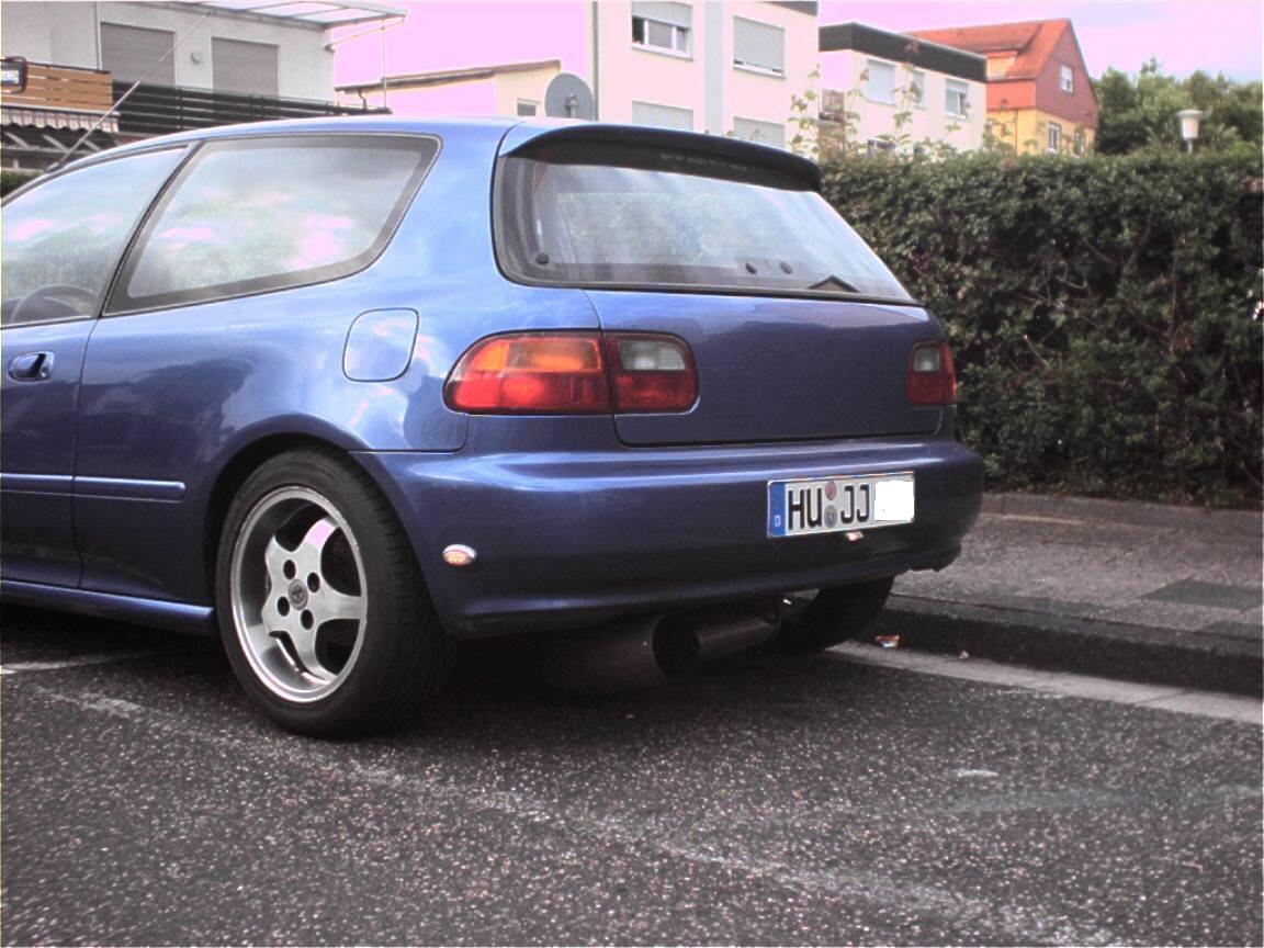 Civic005.jpg