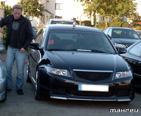 sparky´s auto mit pokal forum.jpg