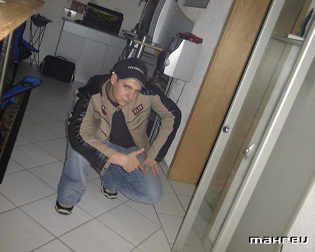 Fuchs Megaposer 2.JPG