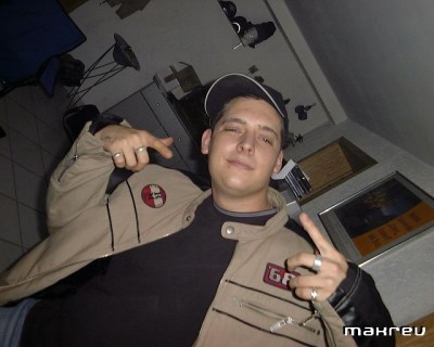Fuchs Megaposer.JPG
