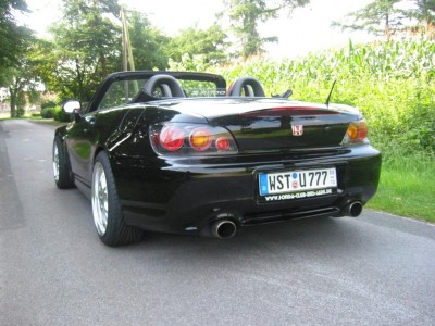 S20002.jpg