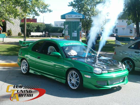 Dodge Neon Groen NOS-Injector.jpg