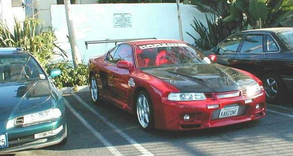 2161158_13_full.jpg