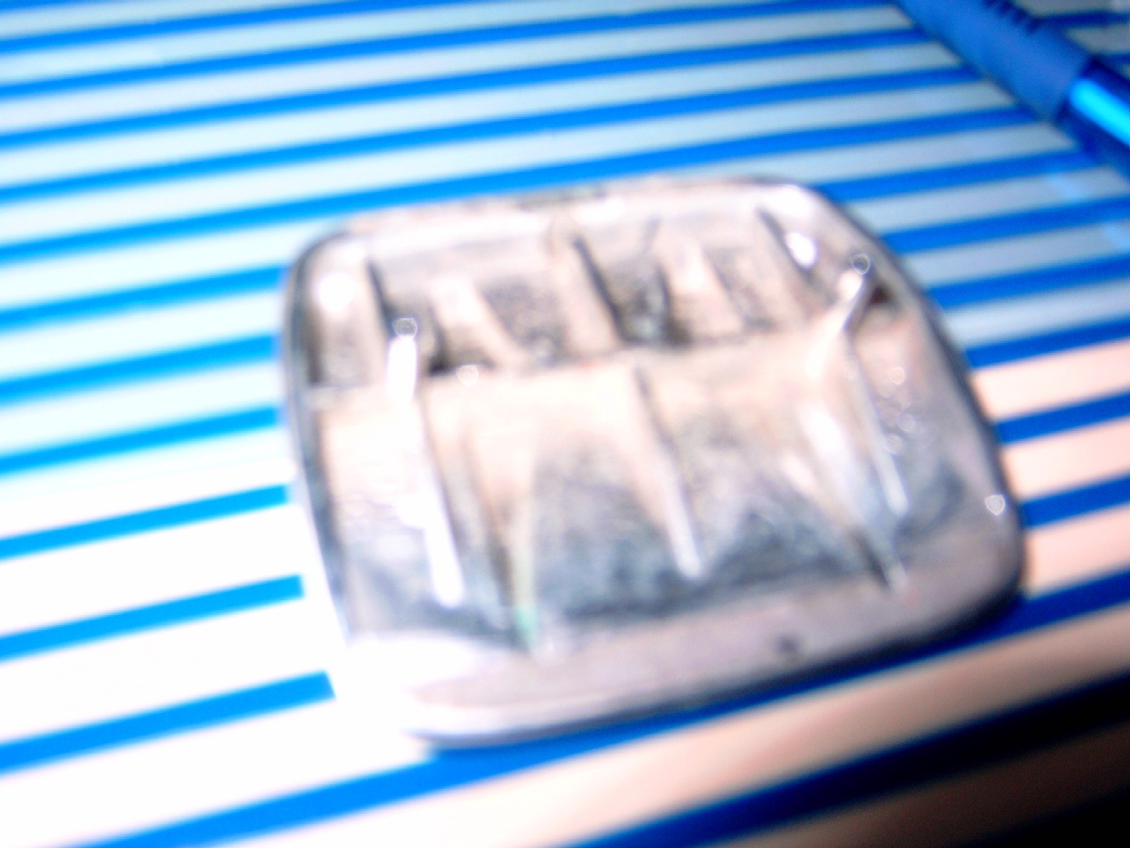 Y4110009a.JPG