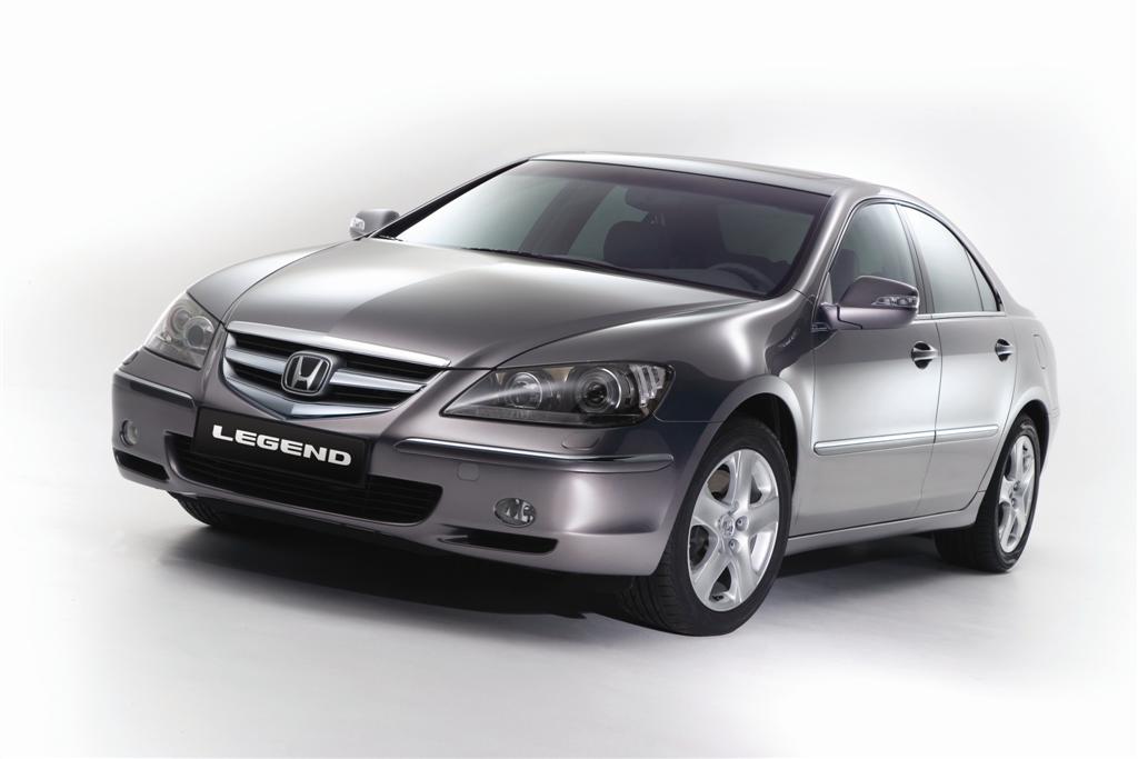 16_LEGEND_FRONT_3_4 (Large).JPG