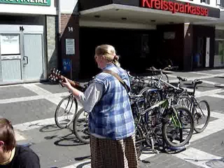 Die Frau, die sich einen Euro verdiente....WMV