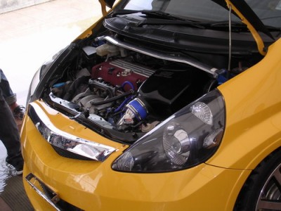 Чехлы на honda fit