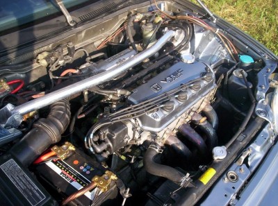 motorraum.jpg