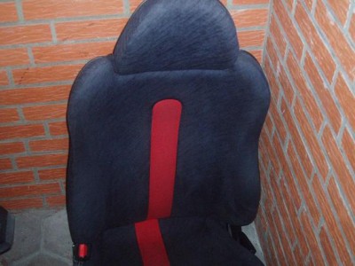 sitze2 002kl.JPG