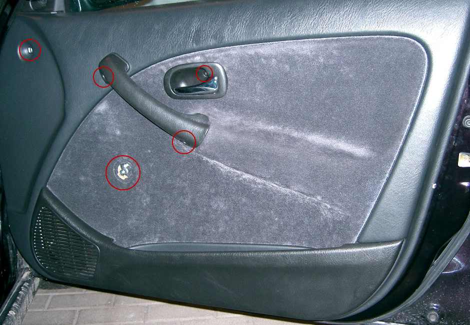 MB2Tür.JPG
