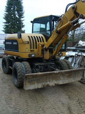 SD530223.JPG