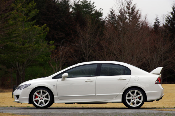 civic-type-r-sedan-2007-57.jpg