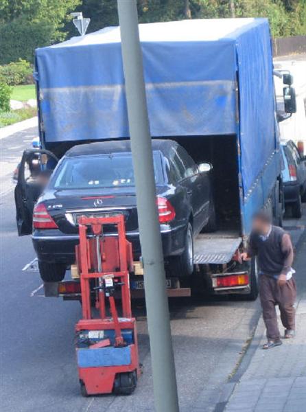 so klaut man ein auto schritt 4 (Medium).jpg