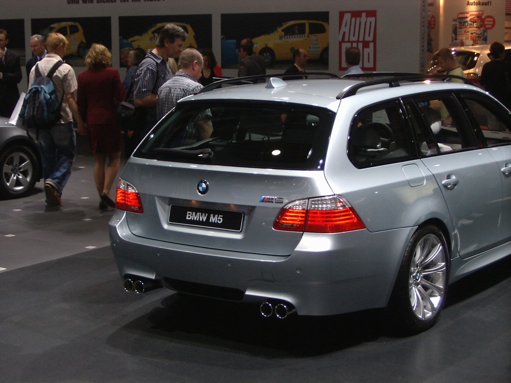 BMW M5 Touring 1.JPG