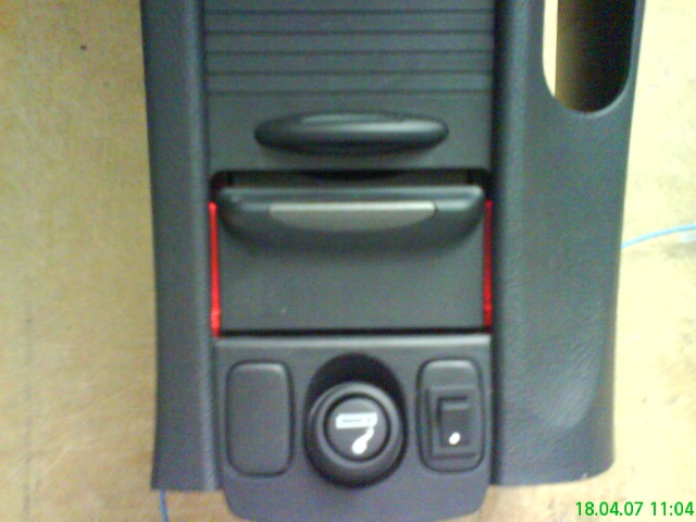 CTR-FN2 Aschenbecher 02.jpg