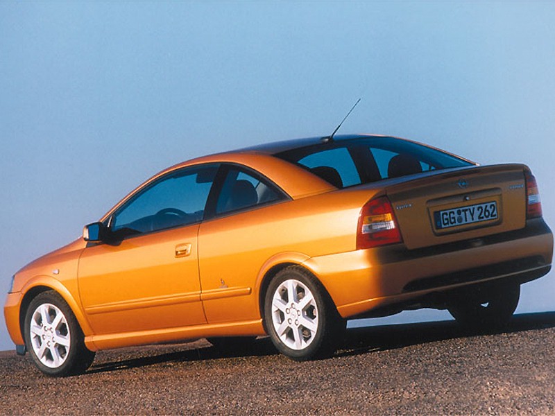opel-astra-coupe-bertone-6.jpg
