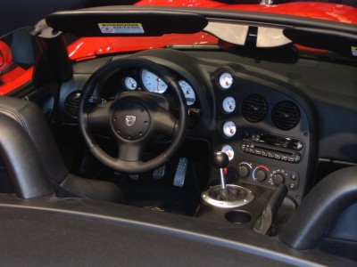 Dodge Viper SRT 10 innen.JPG