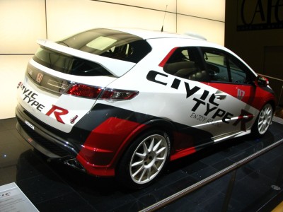 Stand-Honda-14.jpg