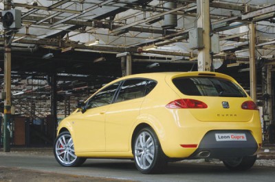 Seat-Leon-Cupra-hinten_high.jpg