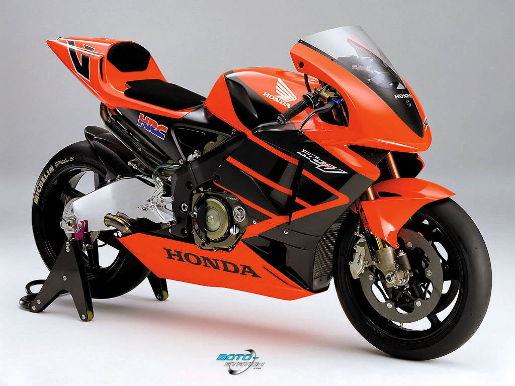 honda-rc211v-04-bikepics-141298.jpg