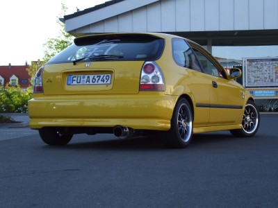 R-Style 043.jpg