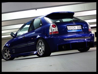 tomekcivic1.jpg