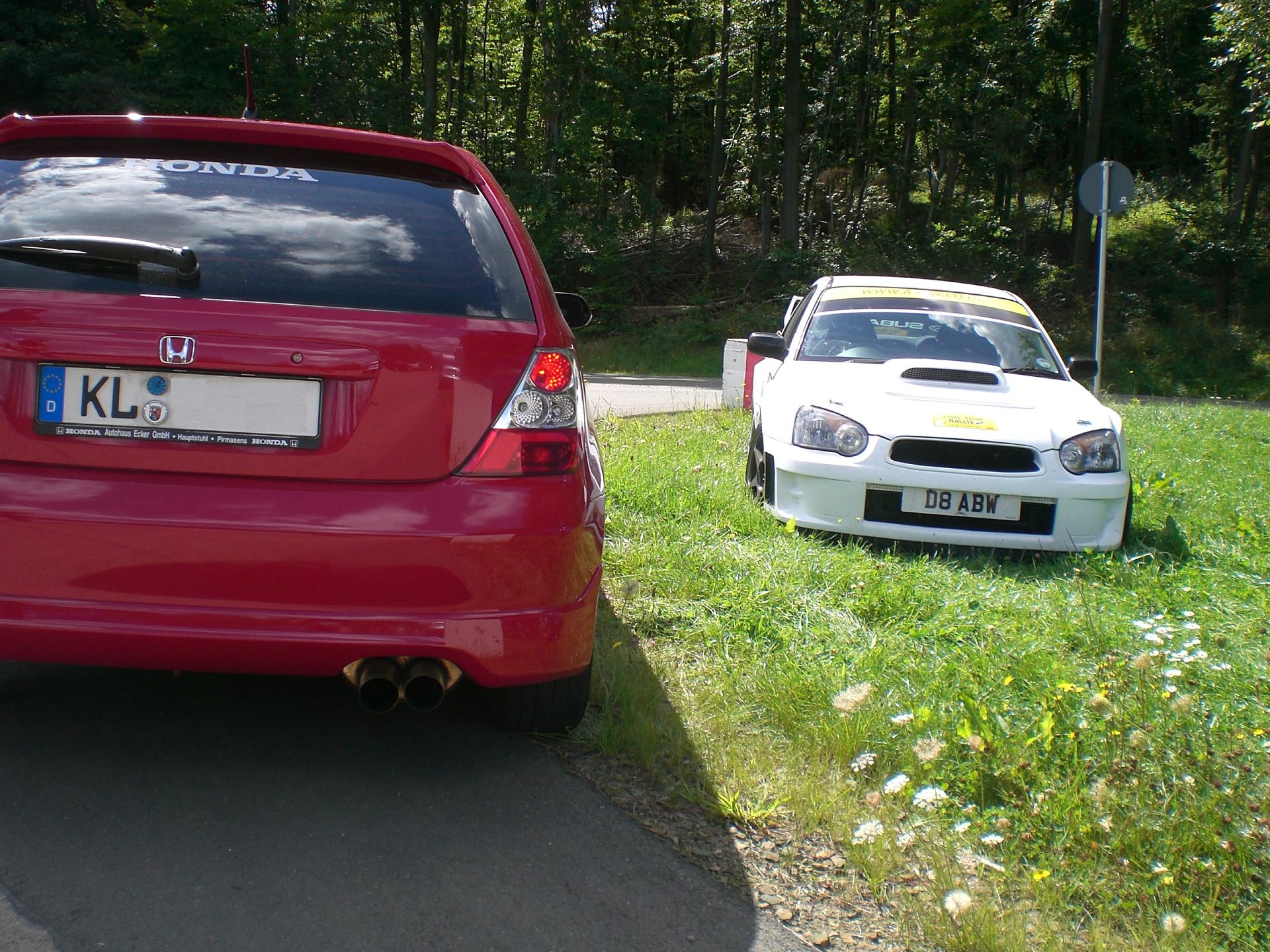 Civic meets Impreza.JPG