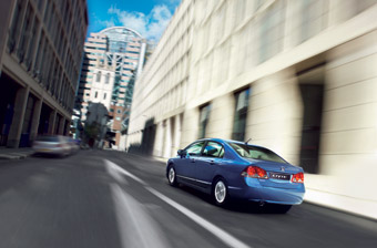 car_civic_hybrid_008_2006_g.jpg