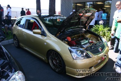 IMG_5917_Custom.jpg