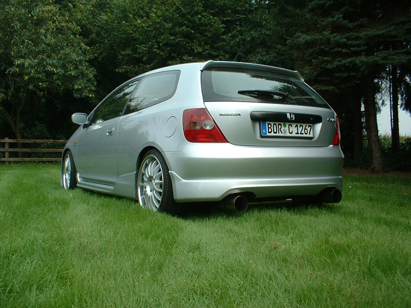 Civic_hinten_V.jpg