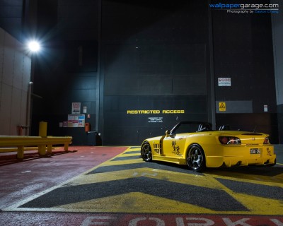 yellow2k_2_1024.jpg