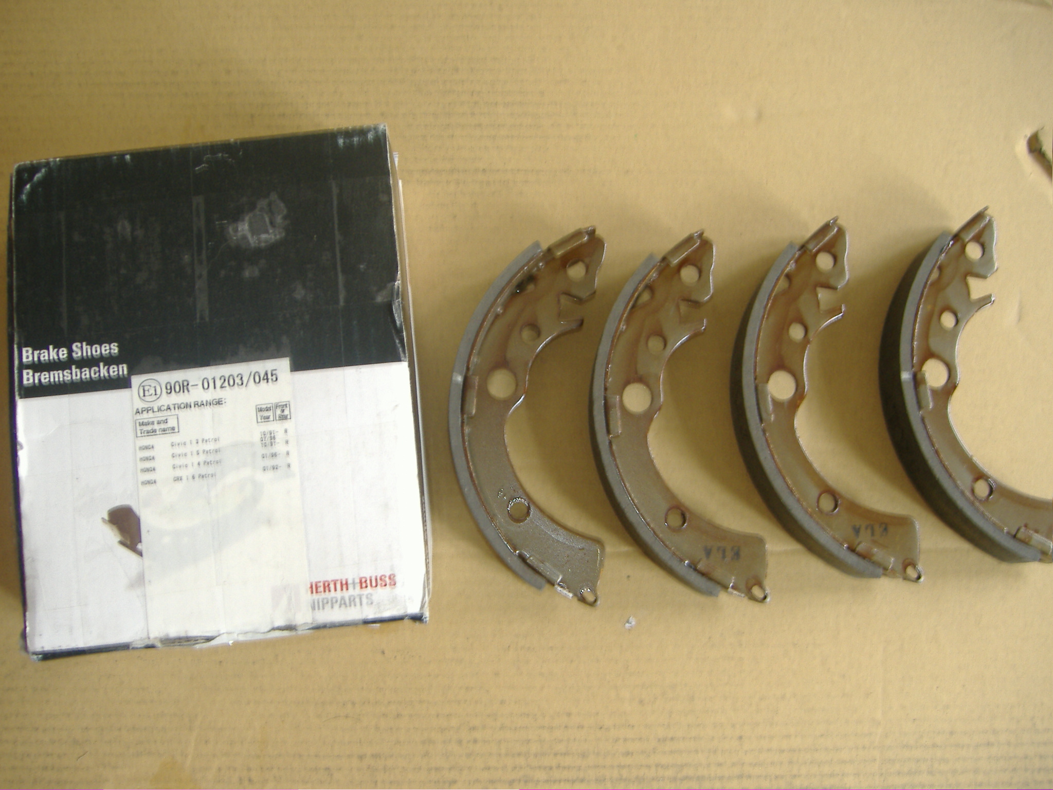 Bremsbacken 1.3-1.4 ab 91_2.JPG