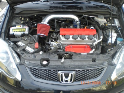 Motorraum.JPG