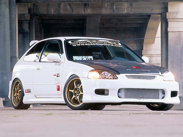 0303tur_01z+Honda_Civic+Front_Passenger_Side.jpg