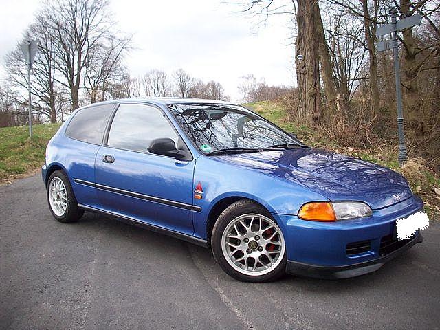 Civic2.jpg