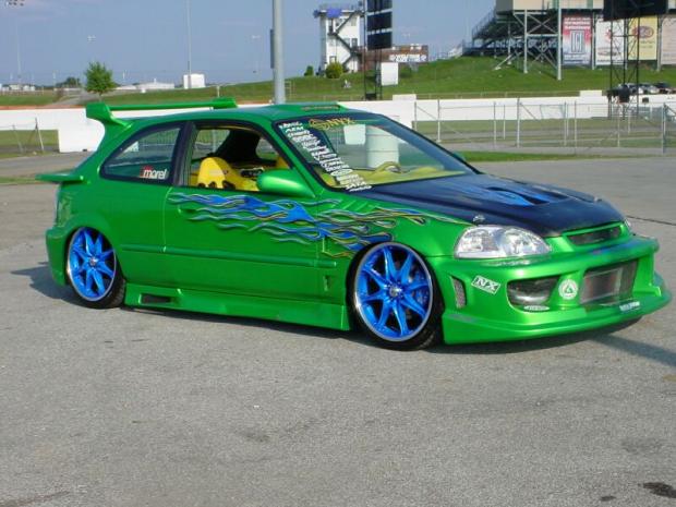Honda Civic (Green Airbrush).jpg