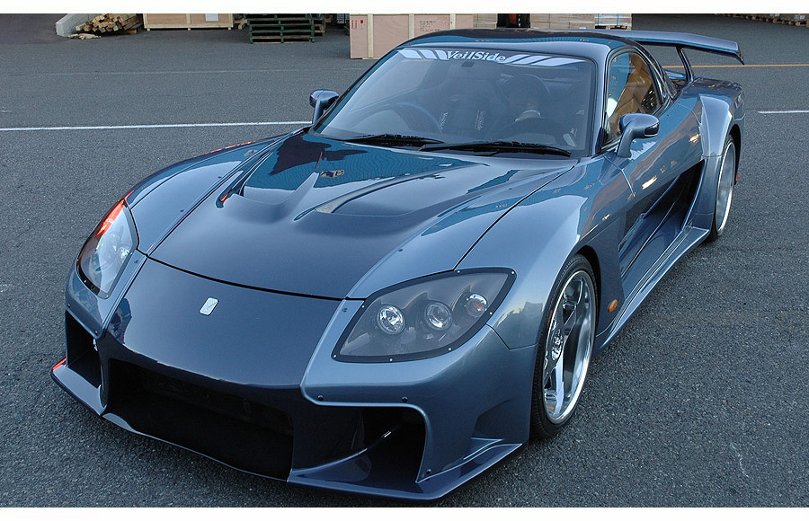 Mazda RX-7 (VeilSide).jpg