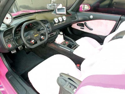 honda_s2000+front_interior_view.jpg