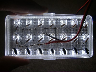 Innenraumbeleuchtung Superflux (4).JPG
