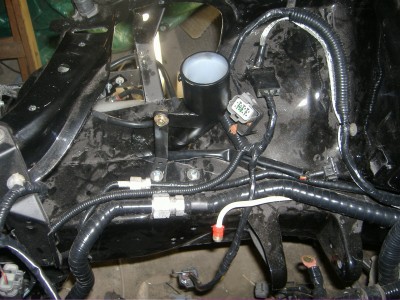 Motorraum fertig (2).JPG
