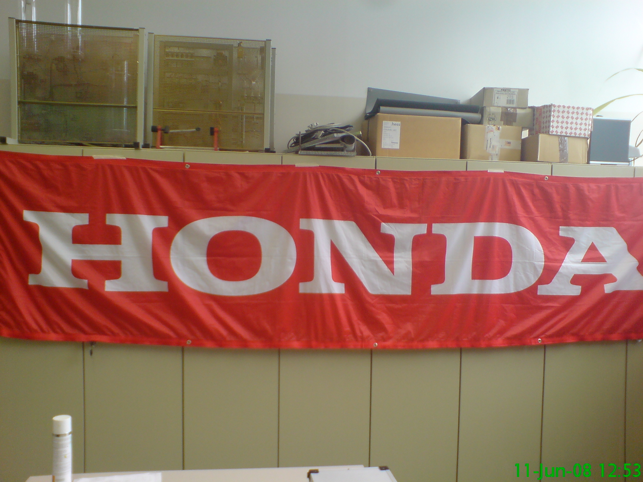 Honda Flagge (1).JPG