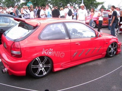 Honda Civic (Rot Deep).JPG