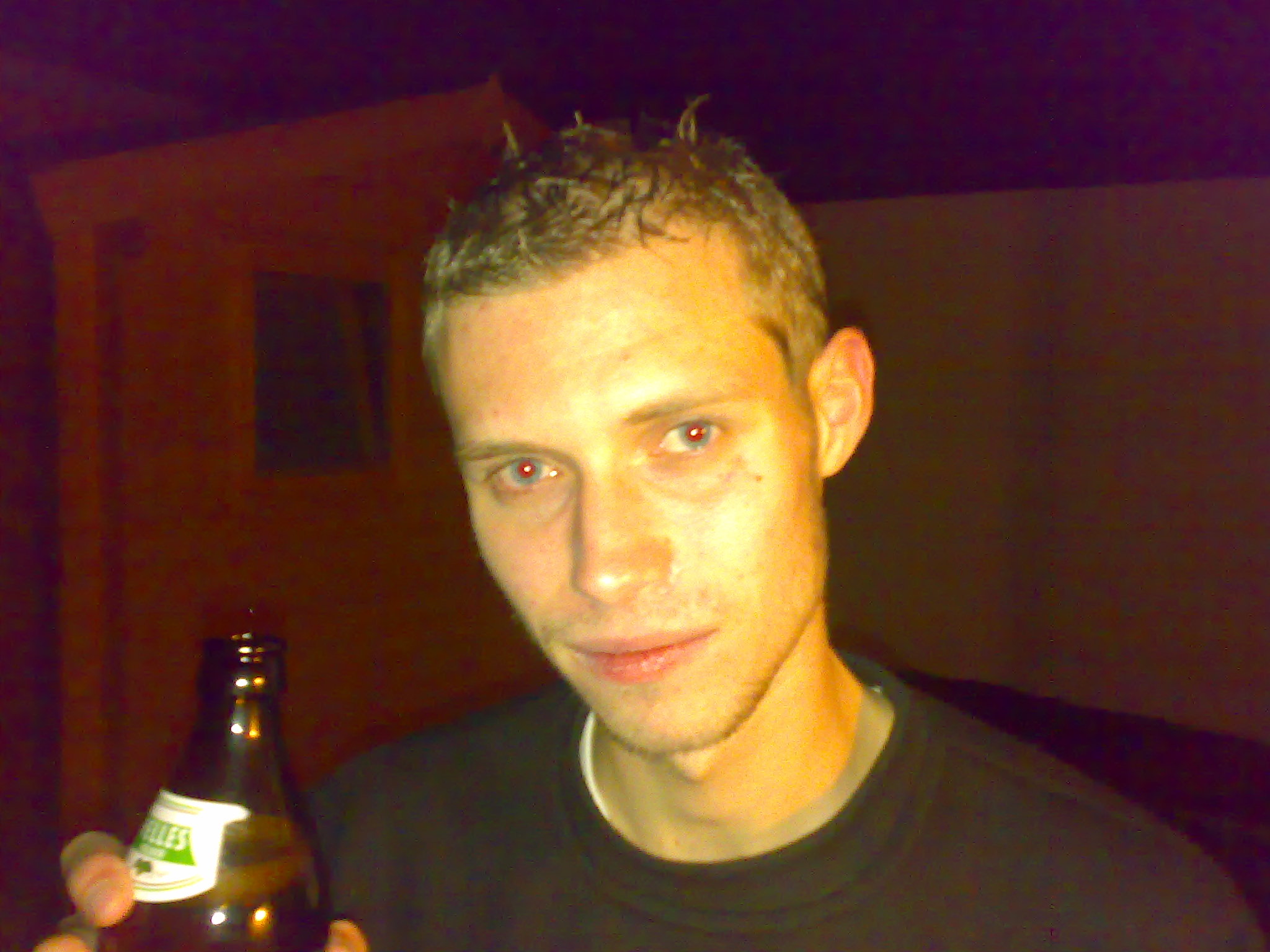 21102007376.jpg
